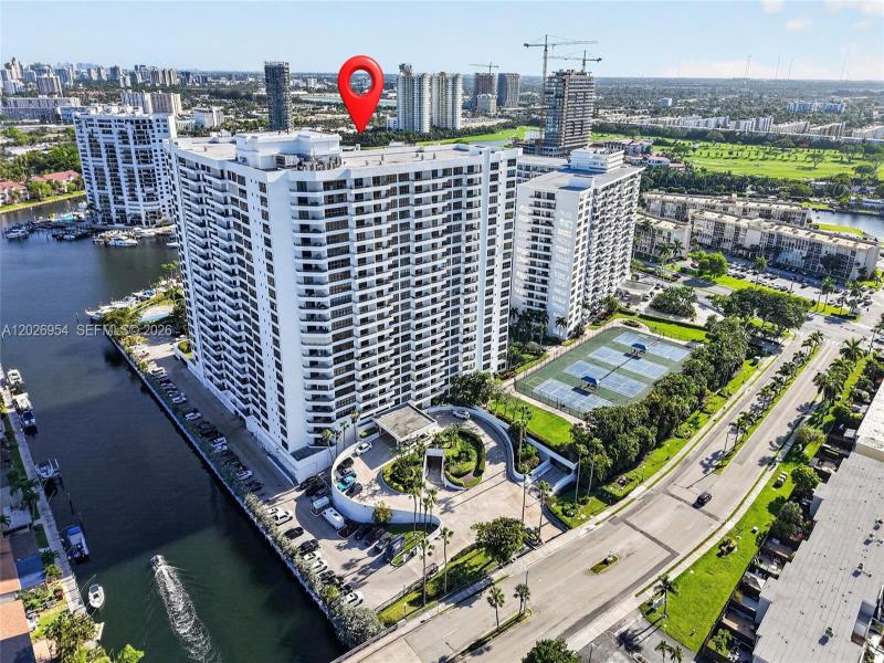 Condo for sale at Olympus Condo 1717
