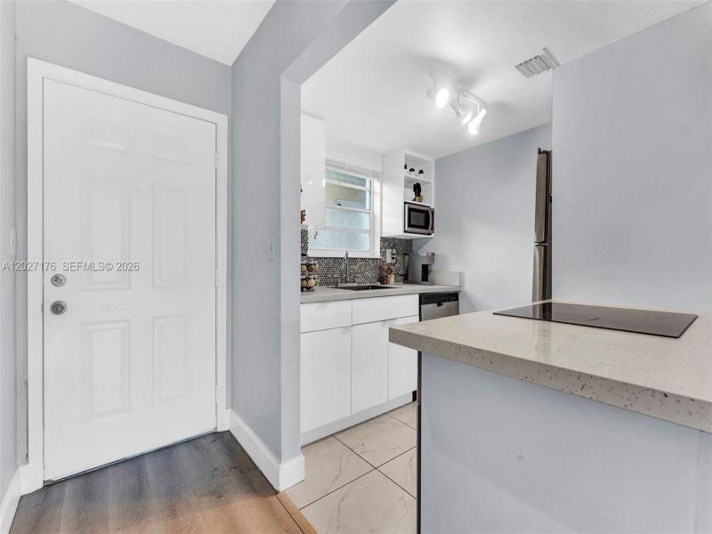 Property photo # 8