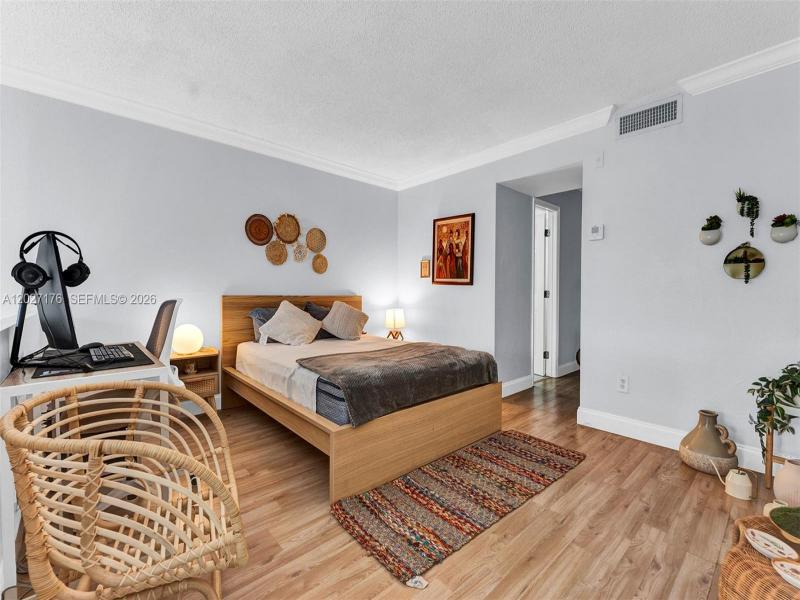 Property photo # 2