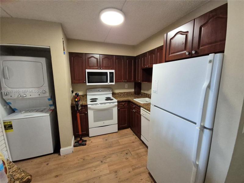 Property photo # 6
