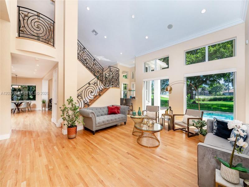 Property photo # 8