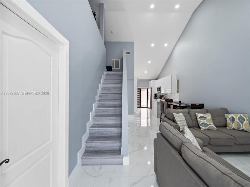 Property photo # 8