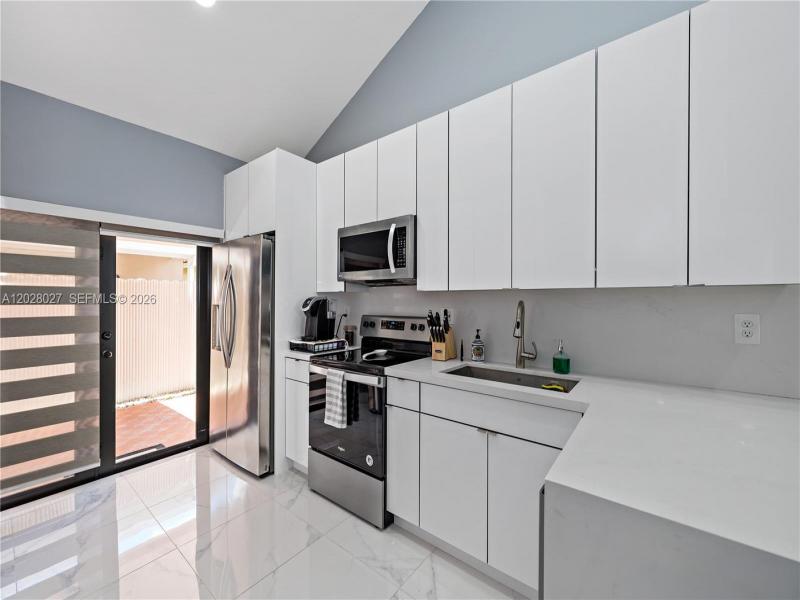 Property photo # 3