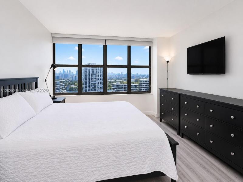 Condo for sale at Olympus Condo 1815