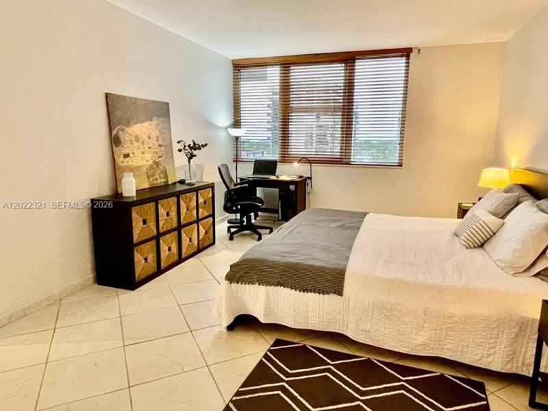 Apartment for rent at Parker Plaza Estates 801