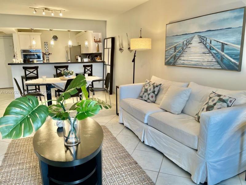 Apartment for rent at Parker Plaza Estates 801