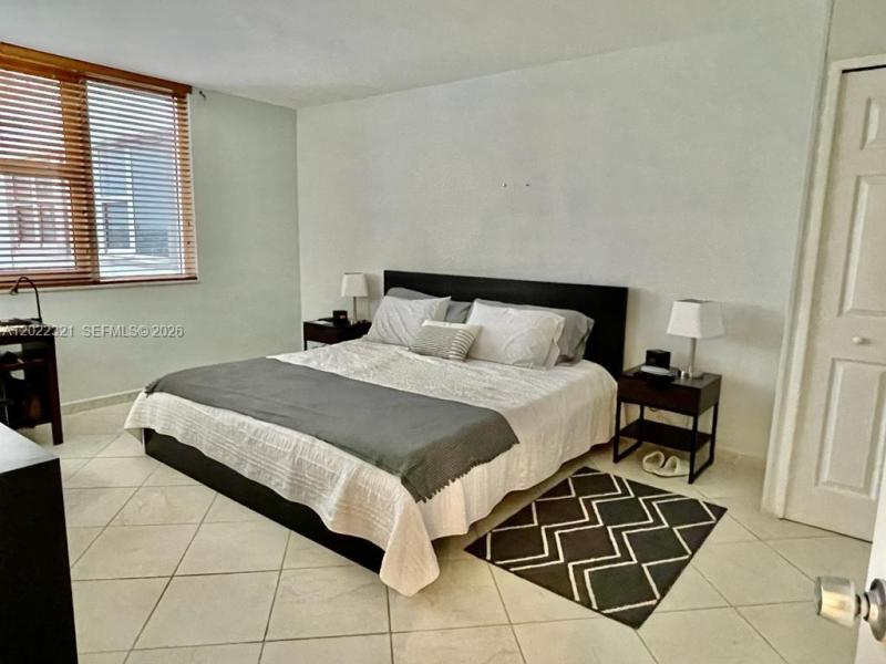 Apartment for rent at Parker Plaza Estates 801