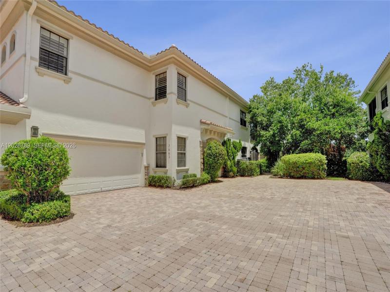 Property photo # 0