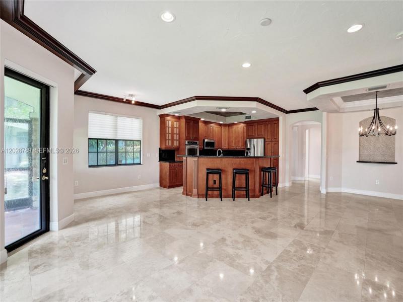 Property photo # 9