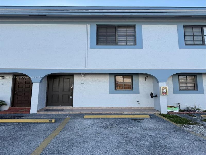 Property photo # 0