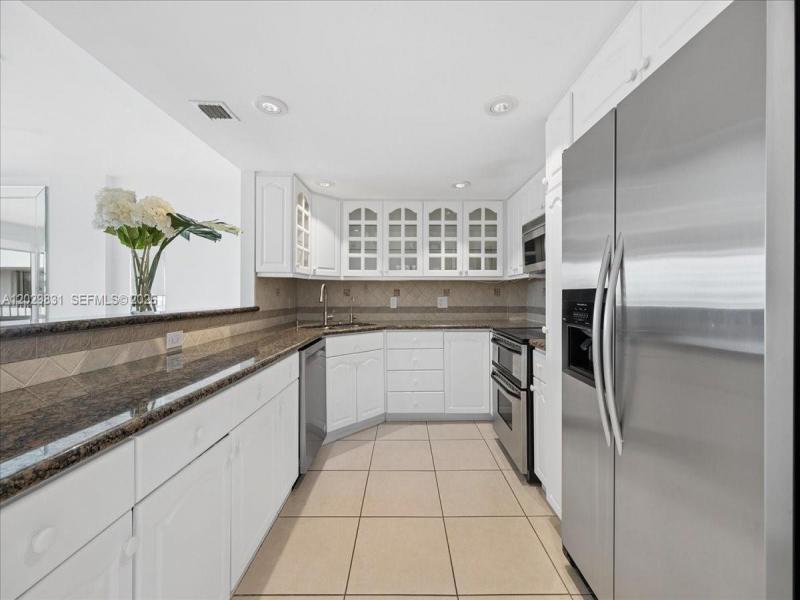 Comprar apartamento en Commodore Club South 911