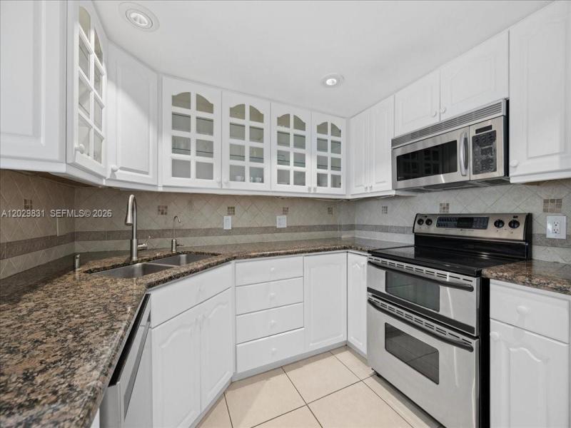 Comprar apartamento en Commodore Club South 911