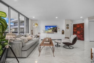 Mystic Pointe 400 Apt #604