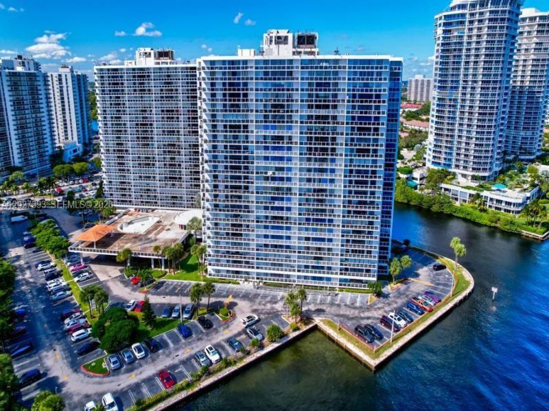Comprar apartamento en Waterview 143