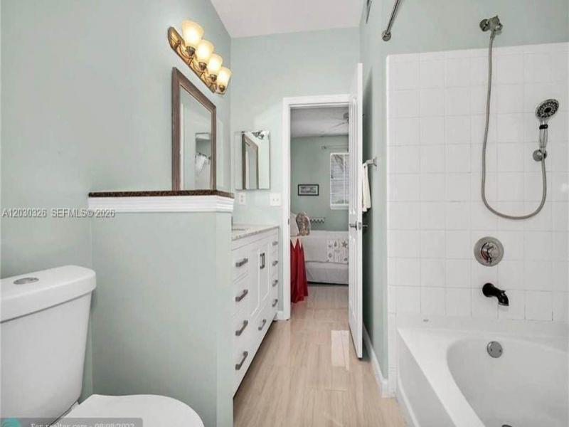Property photo # 9