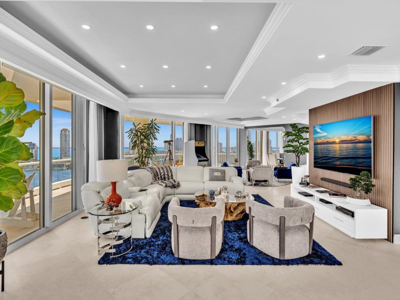 Condo for sale at 7000 Williams Island Ph-06