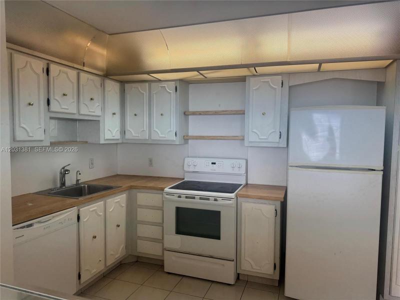 Property photo # 2