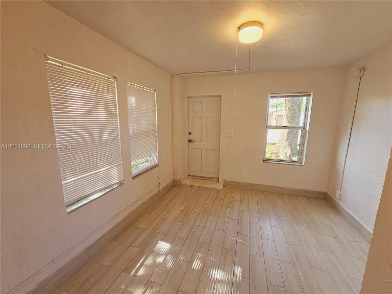 Property photo # 6