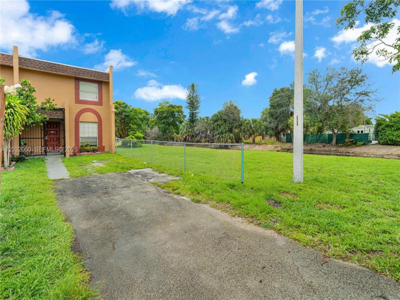 Property photo # 2