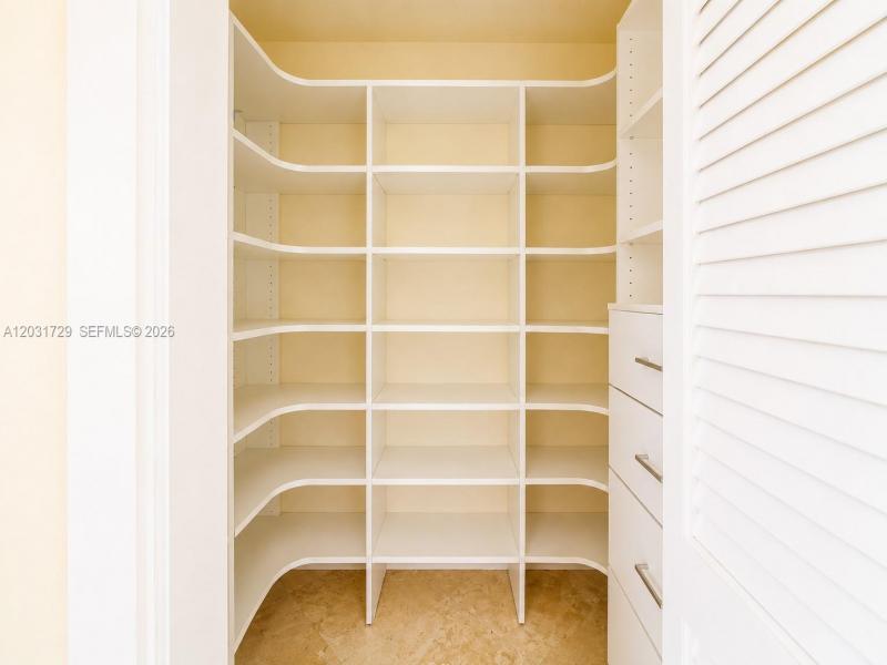 Comprar apartamento en Grandview 601