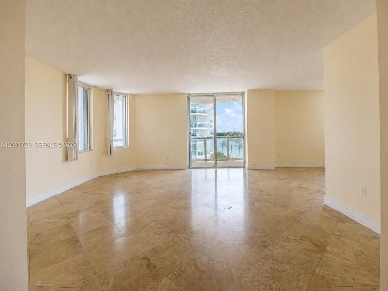 Comprar apartamento en Grandview 601