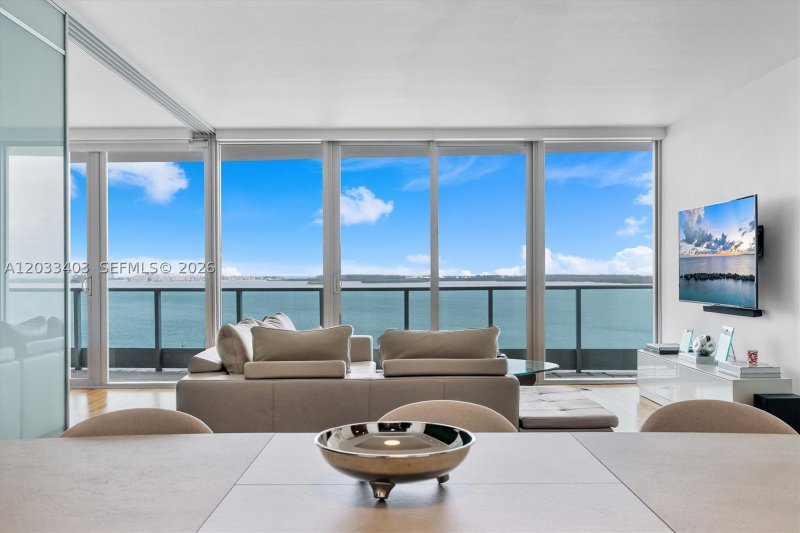Apartment for rent at Jade Brickell 1409