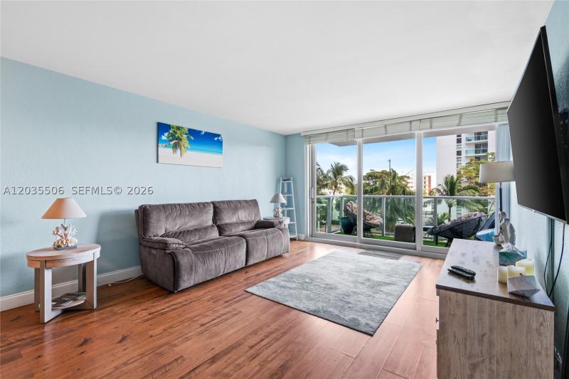 Condo for sale at Mirador South Tower 308