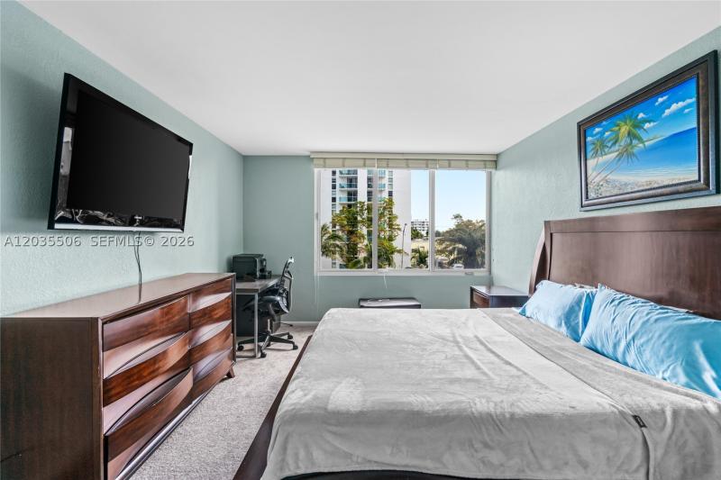 Condo for sale at Mirador South Tower 308