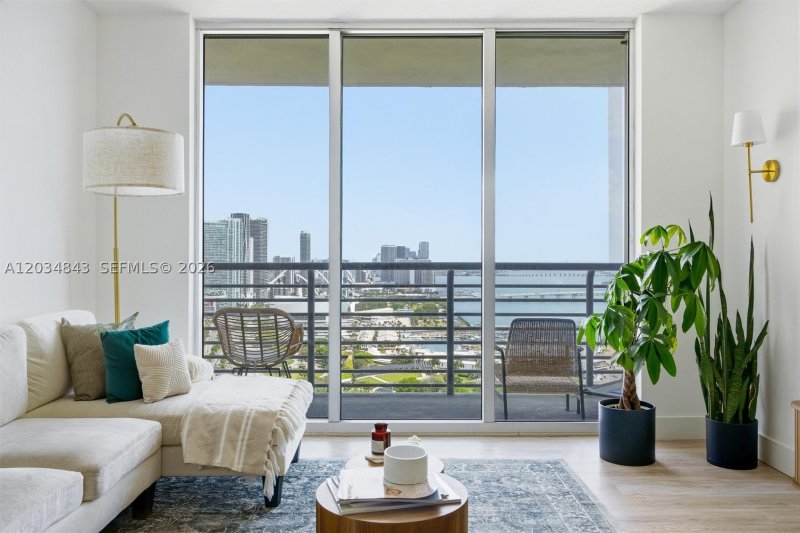 One Miami East Tower Apt #4022