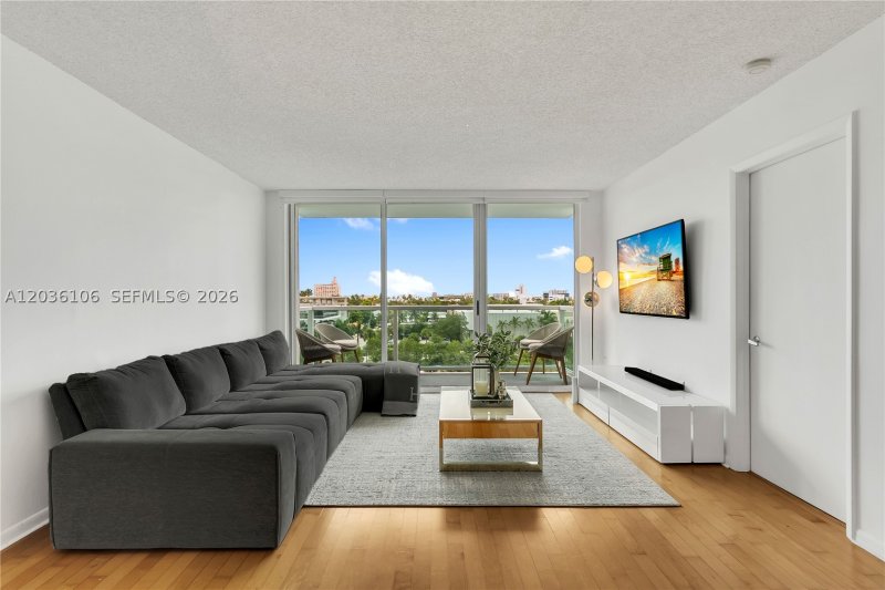 Condo for sale at Floridian 704