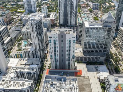 350 Las Olas Place Apt #980