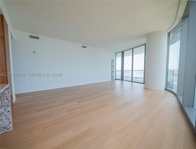 Una Residences at Brickell Apt #702
