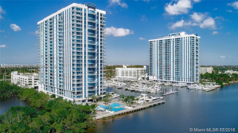 Apartment for rent at Marina Palms Yacht Club 1407