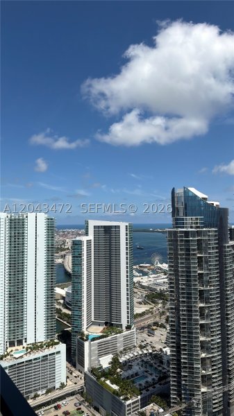 Comprar apartamento no E11EVEN Hotel & Residences 2409