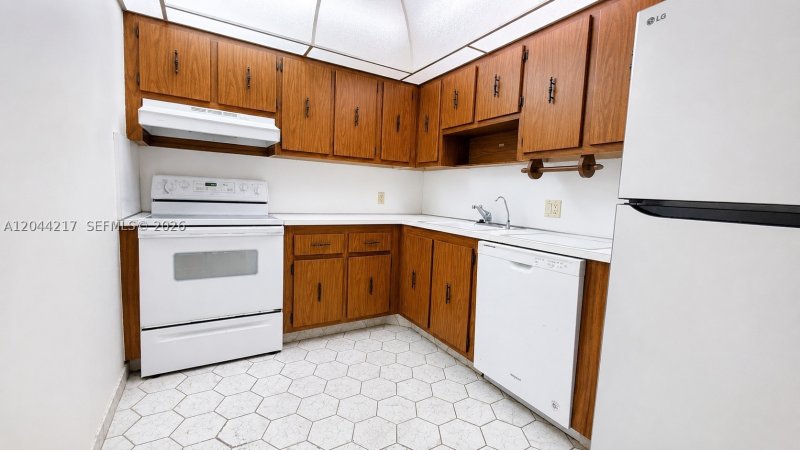 Condo for sale at Coronado I 1826