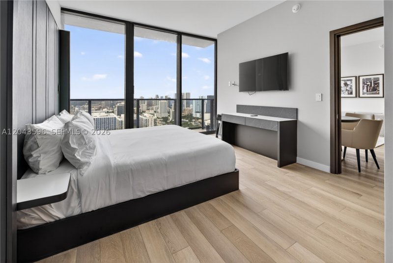 Condo for sale at E11EVEN Hotel & Residences 4702