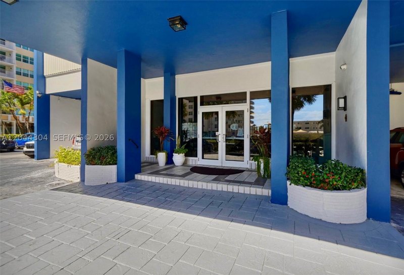 Apartment for rent at Trafalgar Towers 506