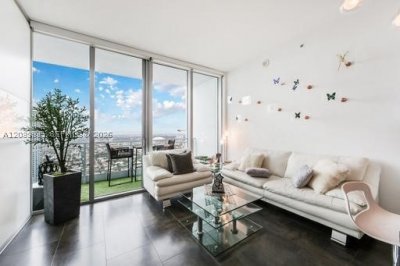 Mint at Riverfront Apt #5108