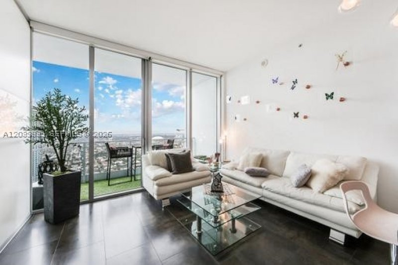 Mint at Riverfront Apt #5108