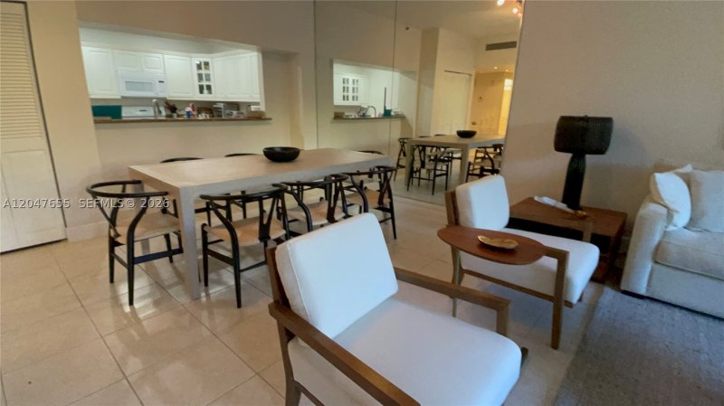 Alquiler de apartamento en Key Colony III Emerald Bay 236