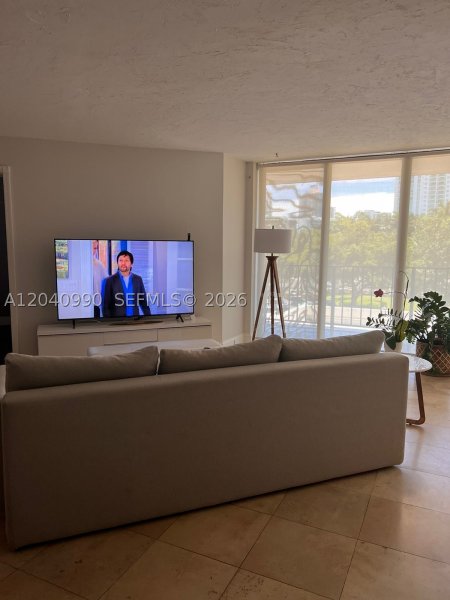Alquiler de apartamento en Biscayne Cove 305