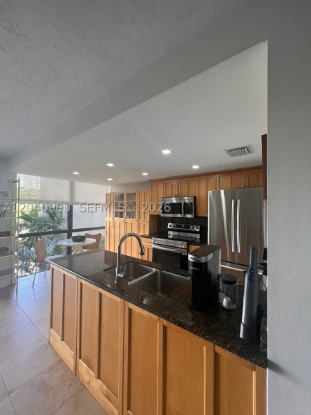 Alquiler de apartamento en Biscayne Cove 305