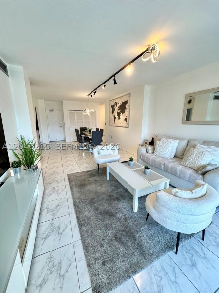 Condo for sale at Arlen House 1603