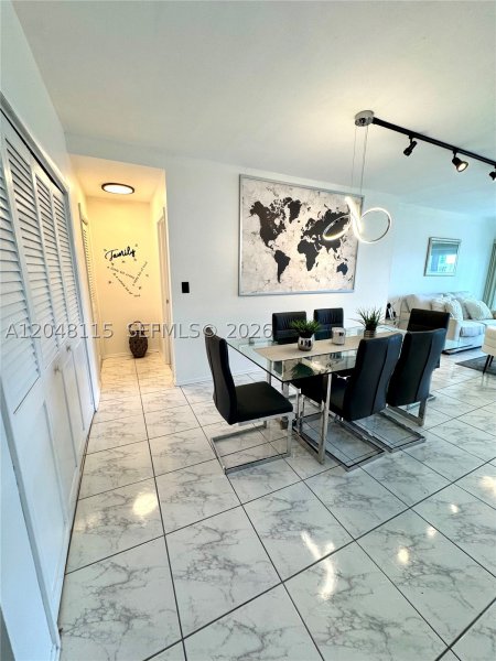 Condo for sale at Arlen House 1603