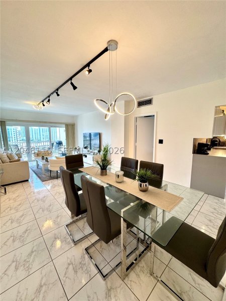 Condo for sale at Arlen House 1603