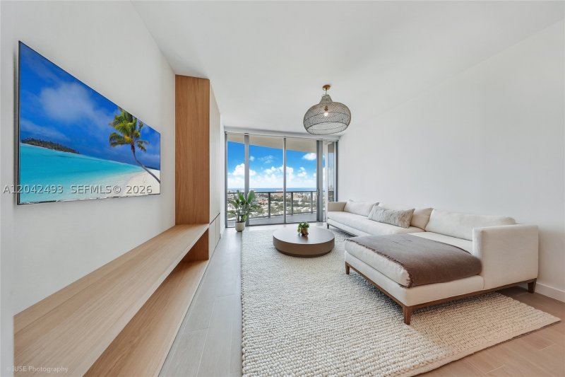 Comprar apartamento no Five Park Miami Beach 1906