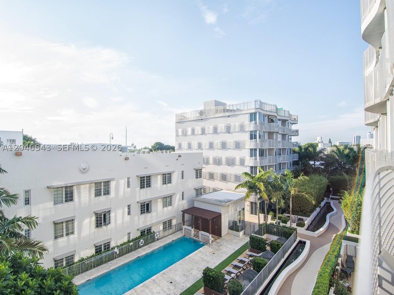 Condo for sale at Artecity 406