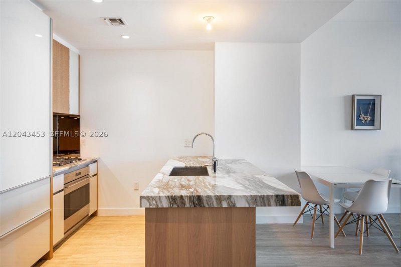 Property photo # 4