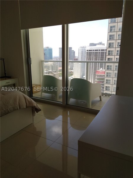 Apartment for rent at Met 1 T-2905