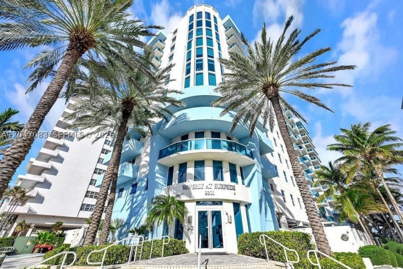 The Waverly At Surfside Apt #521